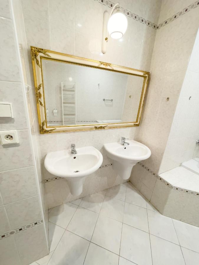 Center Of Prague Apartment 369 Bagian luar foto